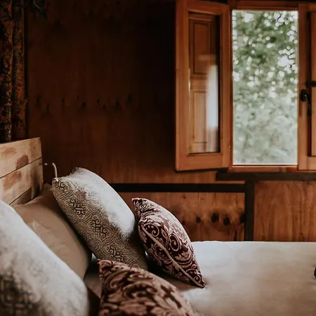 Durmiendo Entre Arboles, Bonita Cabana En La Rioja Anguciana Extérieur photo