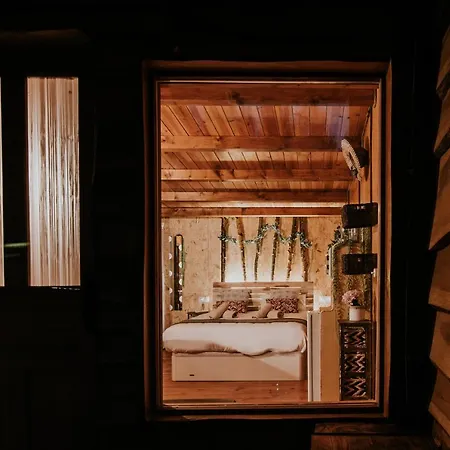 Durmiendo Entre Arboles, Bonita Cabana En La Rioja Anguciana Extérieur photo